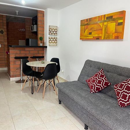 Casa Roma - La Tranquilidad Del Campo En La Ciudad - Rnt 1 0 8 1 3 7- Villa Salento Buitenkant foto